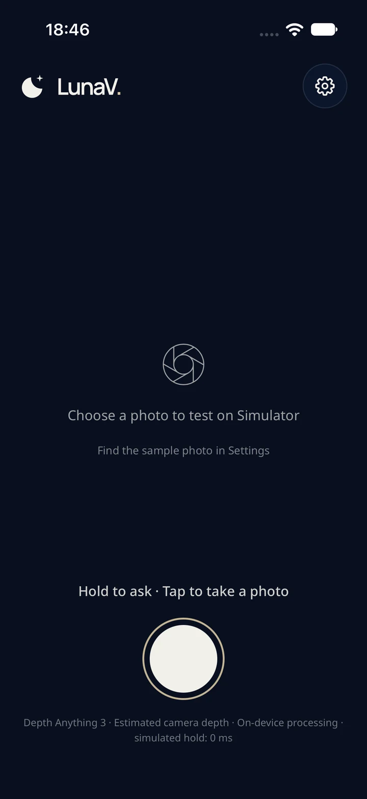 หน้ากล้อง LunaV 3.0.0 ภาษาอังกฤษในโหมดภาพทดสอบบน Simulator